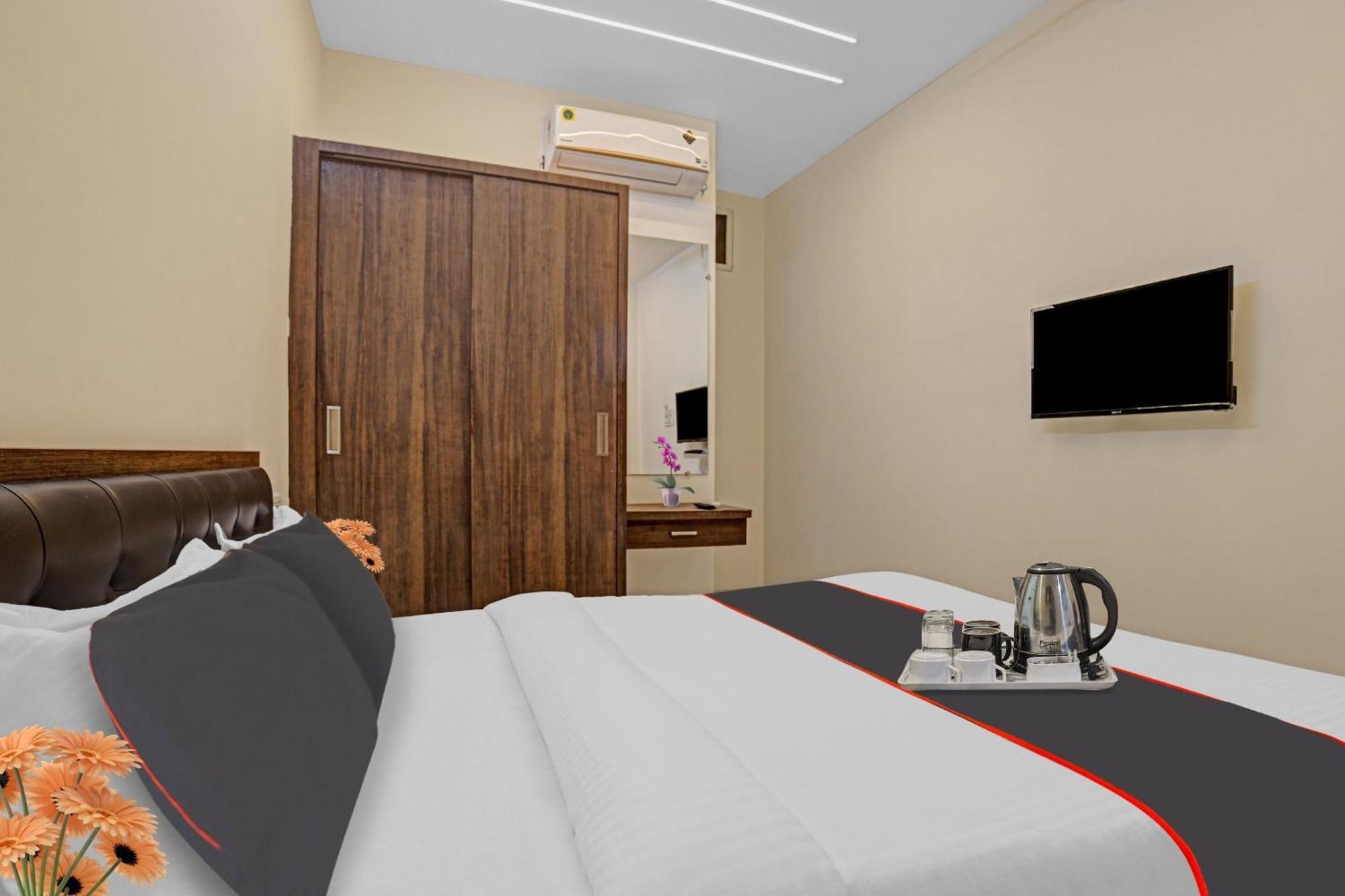 Collection O Riddhi Siddhi Hotel Indore Exterior photo