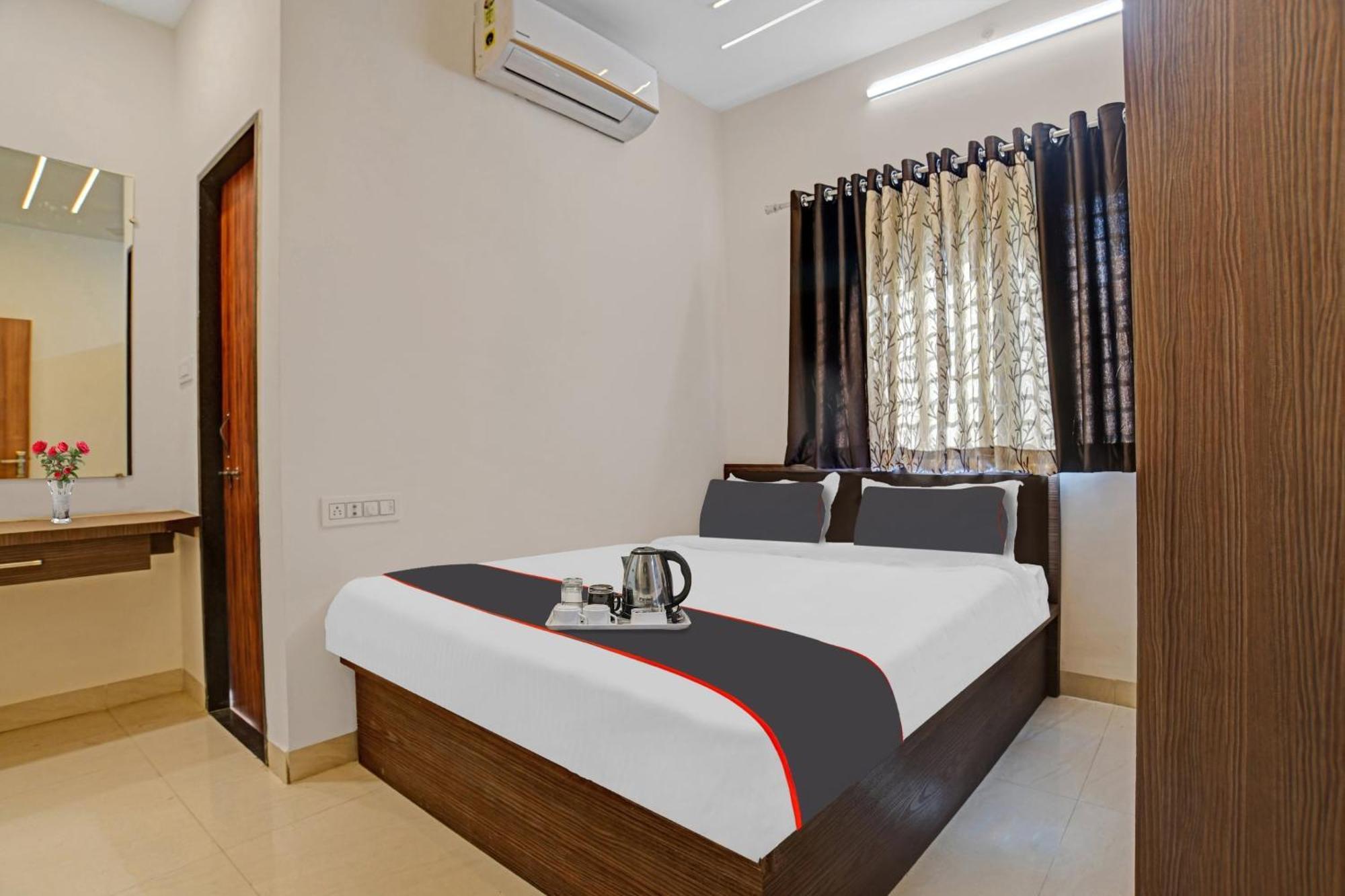 Collection O Riddhi Siddhi Hotel Indore Exterior photo